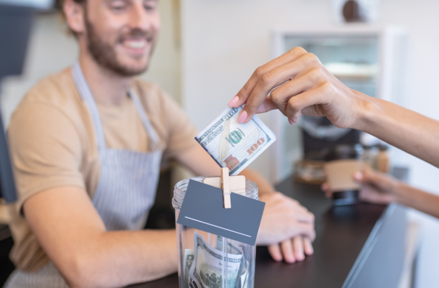 We’ve all been at a dinner where we split the bill and sneak a glance at our friend to see what they’re tipping. Though tipping is a standard aspect of American dining, it is up to the consumer to determine - which can lead to some awkward moments!