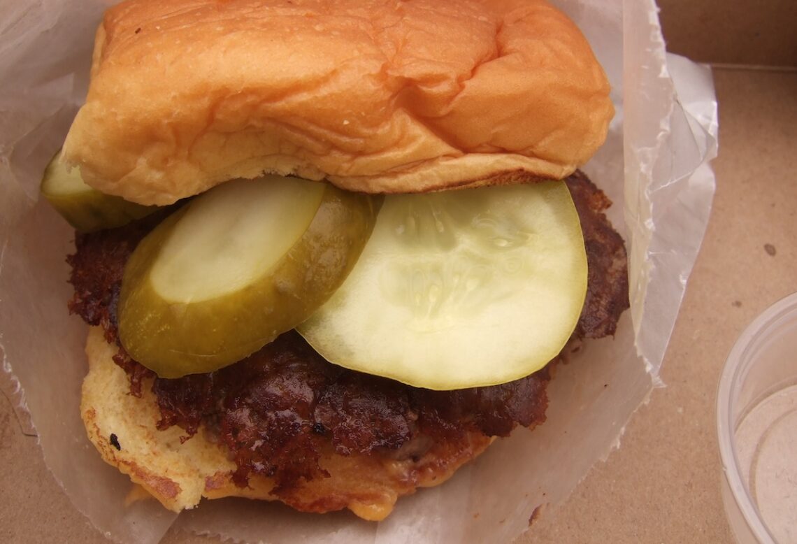 hamburger with two pickles