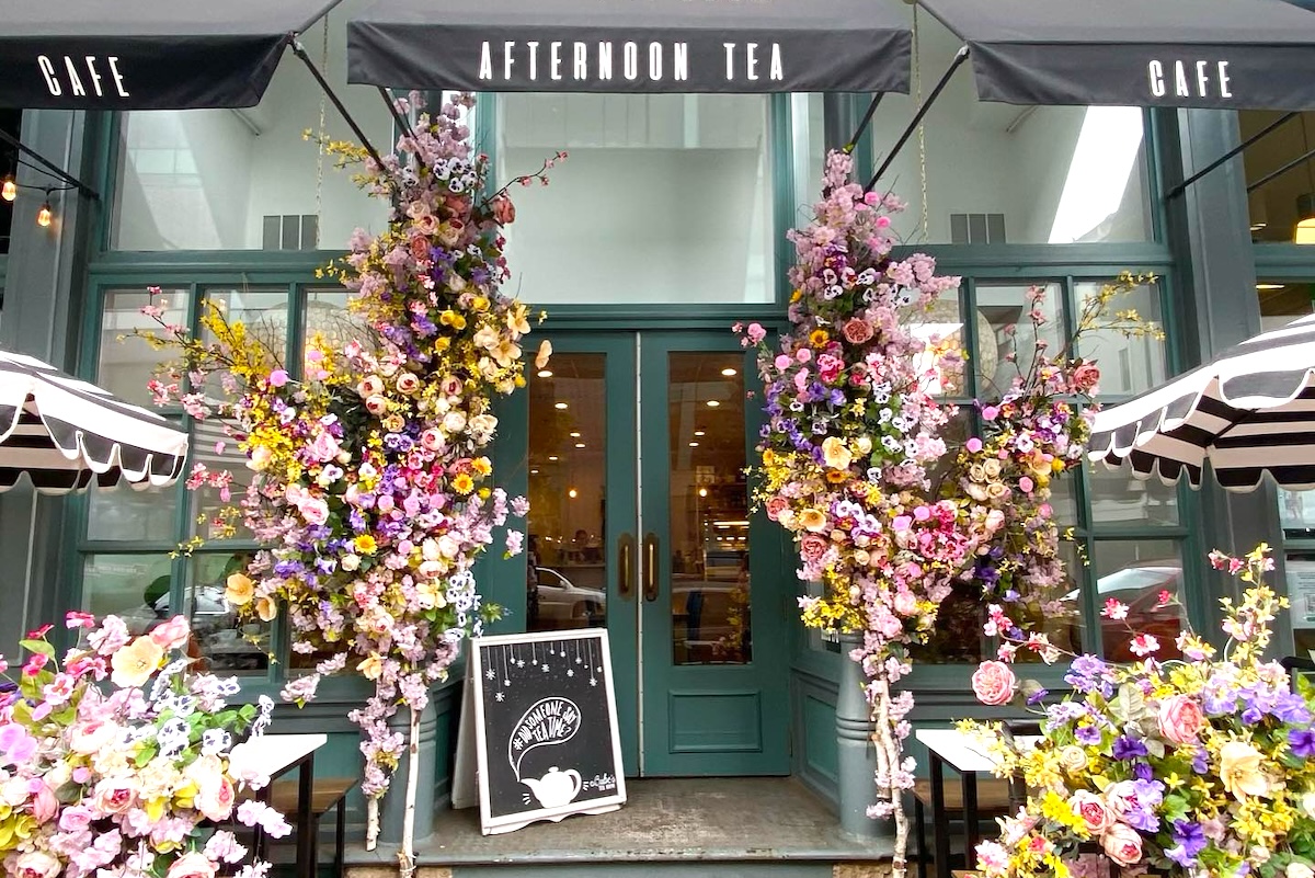 babes tea room flower front door