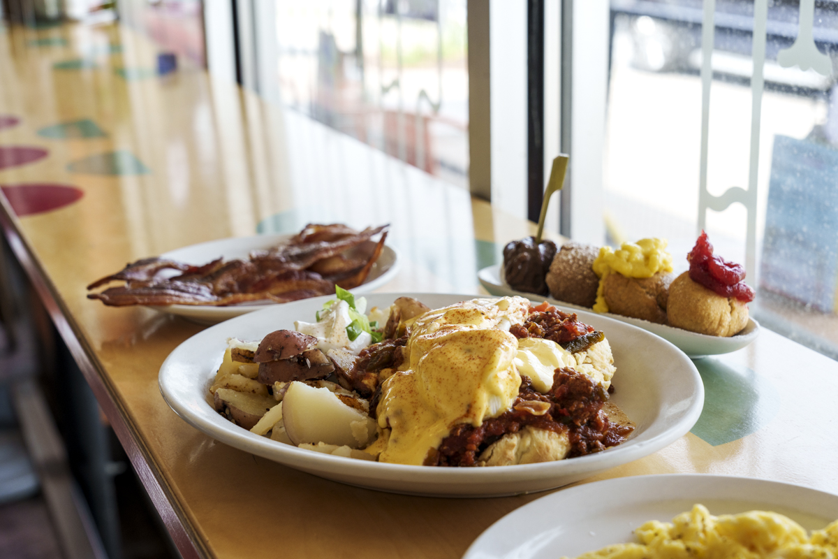 The Haco Chili Benedict at Jelly Cafe. | Photo by Ashely Beguin