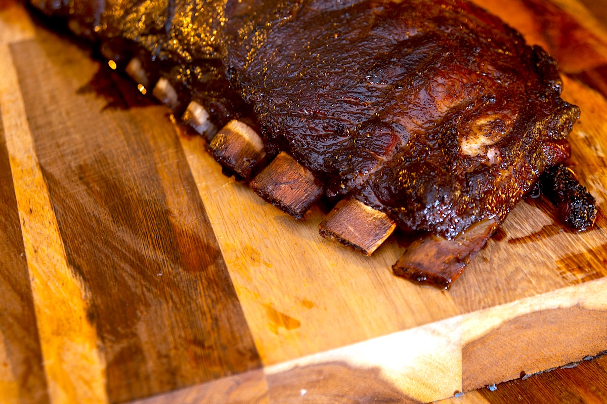 Ribs at The Jerk Pit Smokehouse. | Photo by Andy Colwell