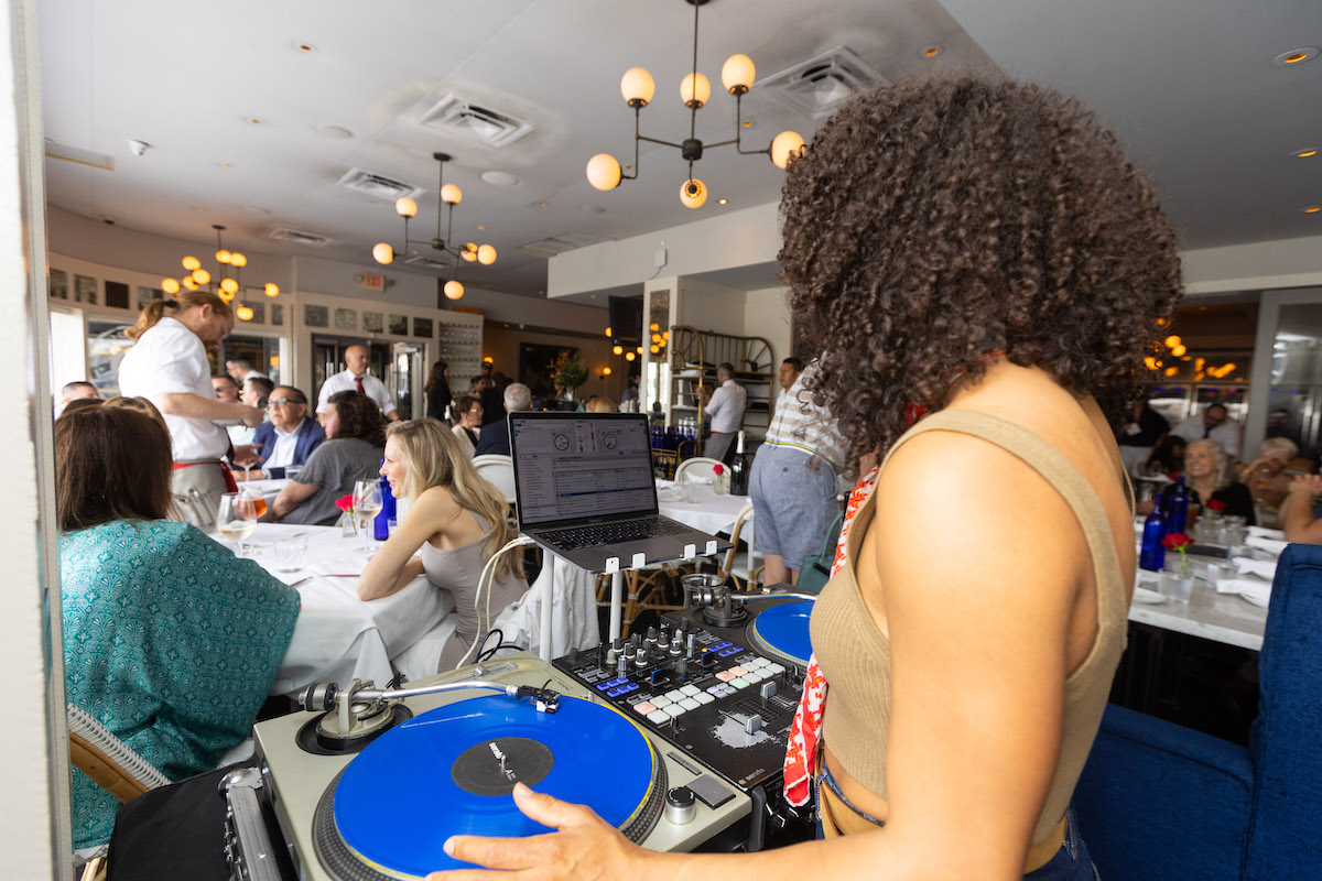 Scens from Le Brunch de funk at Brasserie 19. | Photo by Andrew Hemingway