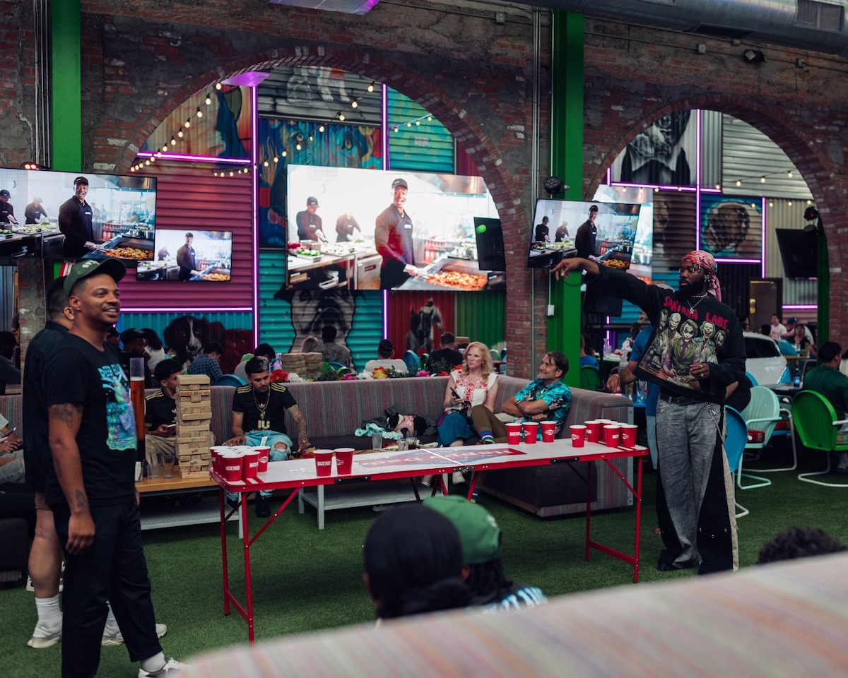 Backyard Dallas - DiningOut Crowds flock to the patio at Backyard Dallas for patio games and sports. | Photo by Backyard Dallas