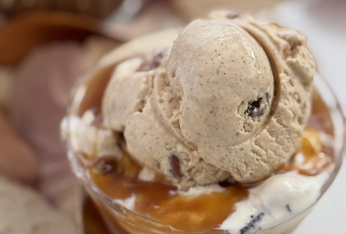 Enjoy all the ice cream at this iconic shop. | Photo courtesy of Bonnie Brae