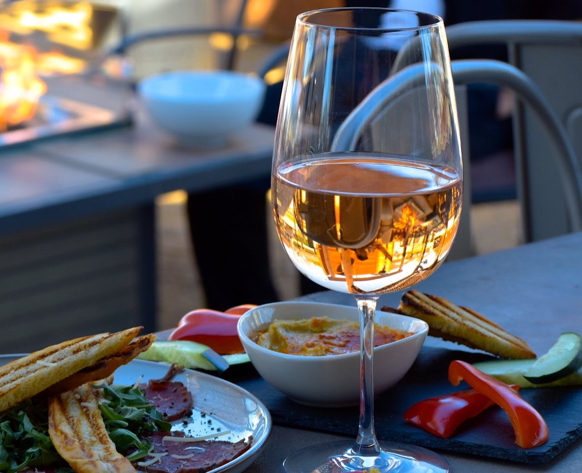 Rosé and bites at Eight 11 Place. | Photo by Eight 11 Place