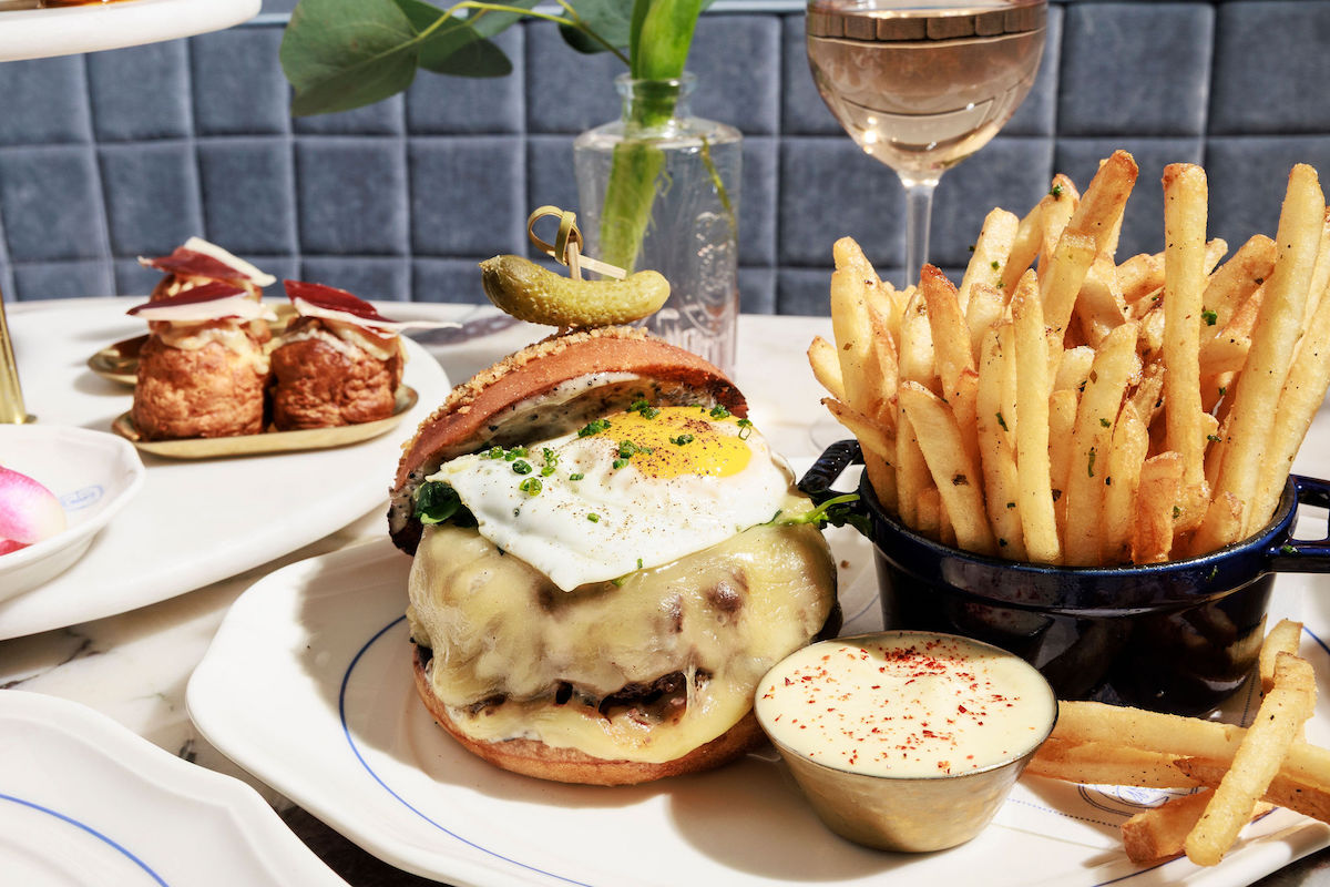 Brunch burger at Chardon. | Photo by Brooke Fitts