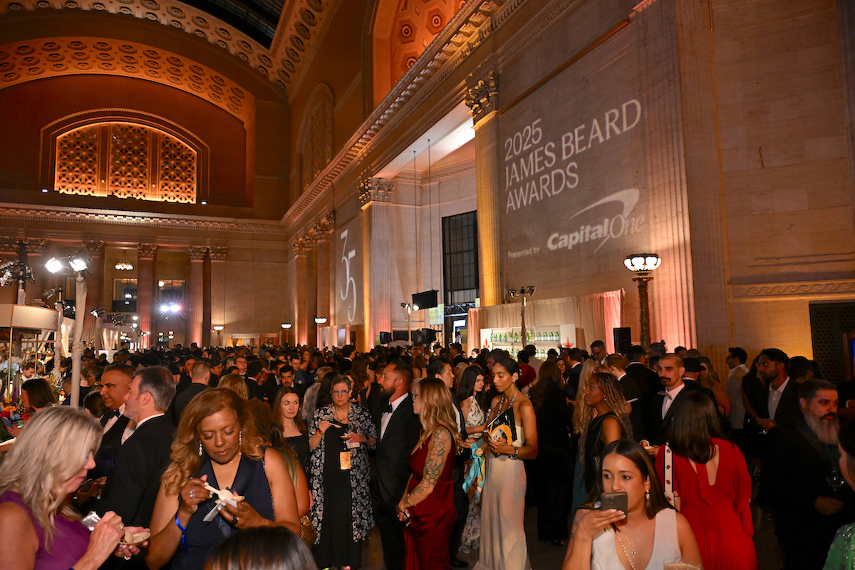 A view inside Lyric Opera during the 2025 James Beard Restaurant and Chef Awards on June 16 in Chicago. | Photo by Daniel Boczarski/Getty Images for James Beard Foundation)
