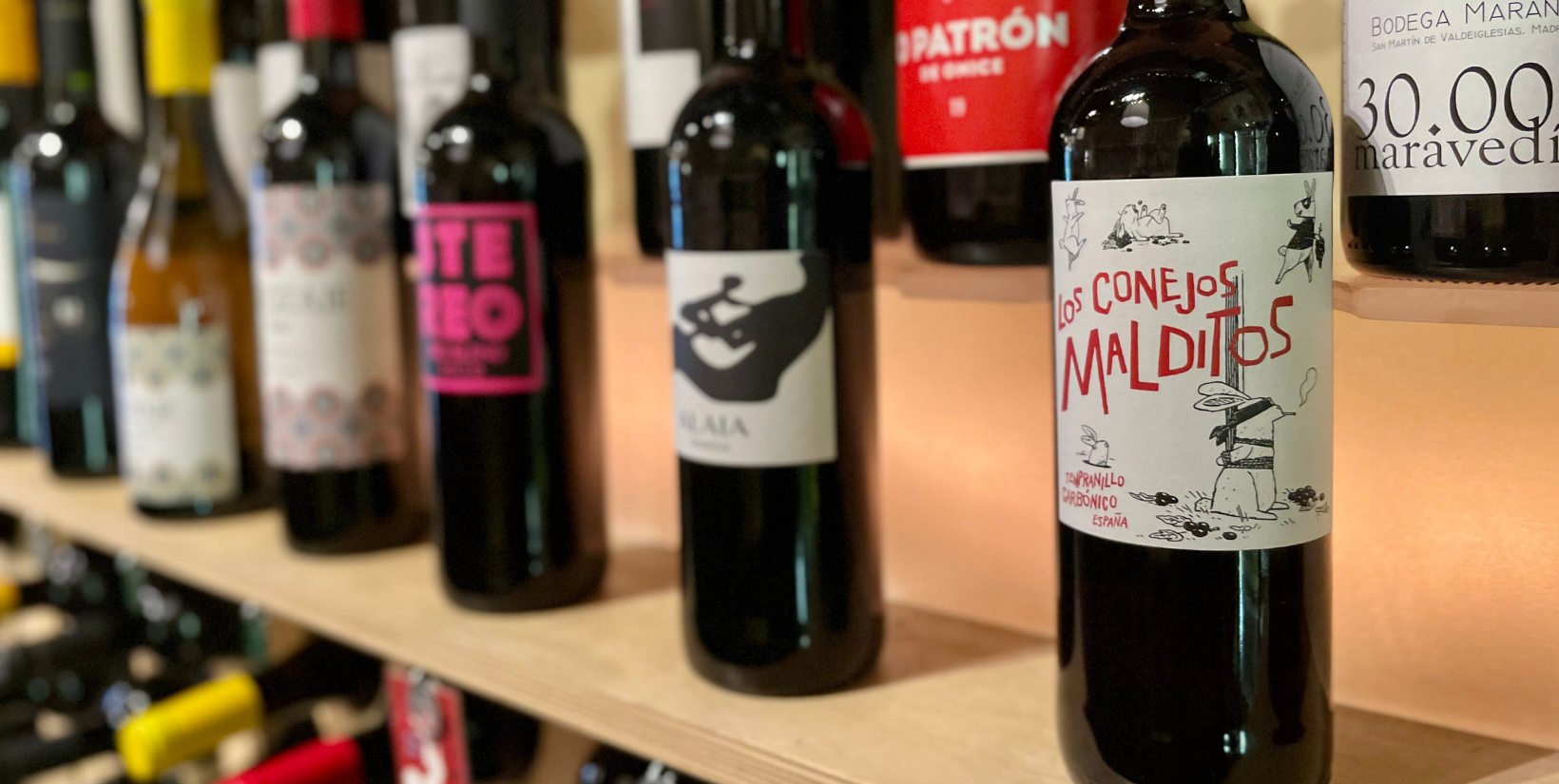 If you live in Colorado you can’t ignore the stacks and racks of wine now dotting the floor at your local grocery store. On March 1st of this year, grocery stores in our state gained the right to sell wine alongside loaves of bread and cartons of eggs. There are countless opinions out there about whether or not this was the right move for the state. Now that the ink has dried, there’s little point in debating whether it’s a good thing or a bad thing for Colorado. Instead, let’s explore the difference between shopping for wine in grocery stores and buying it in your neighborhood wine shop.