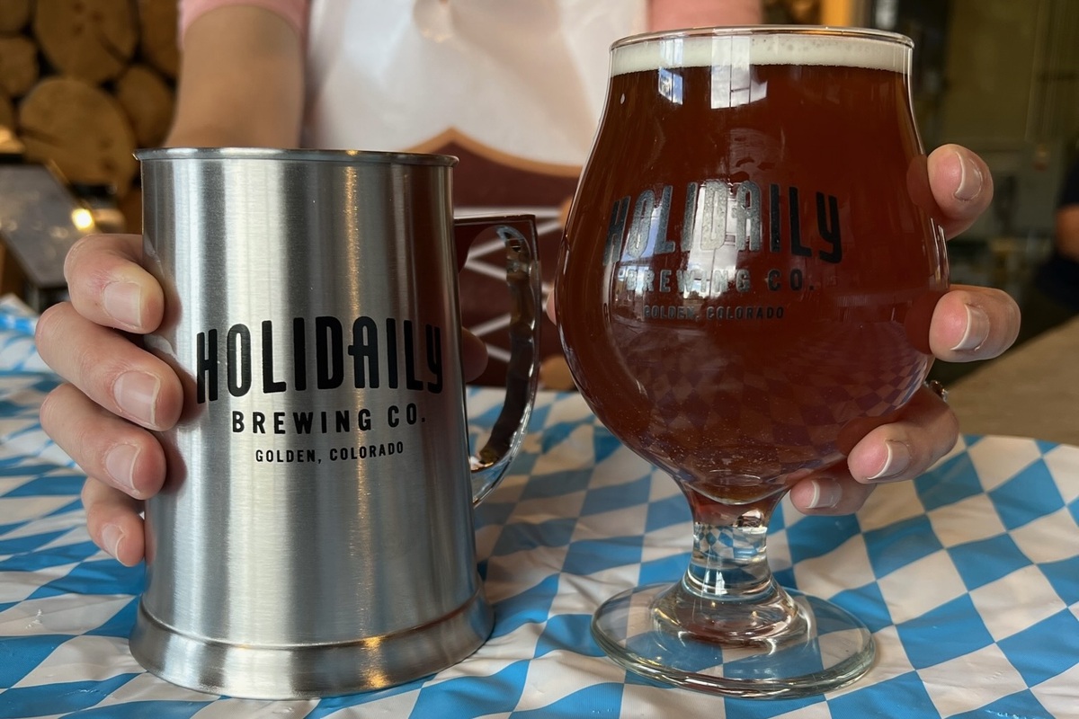 Gluten-free folks can celebrate freely at Holidaily | Photo by Holidaily Brewing Company