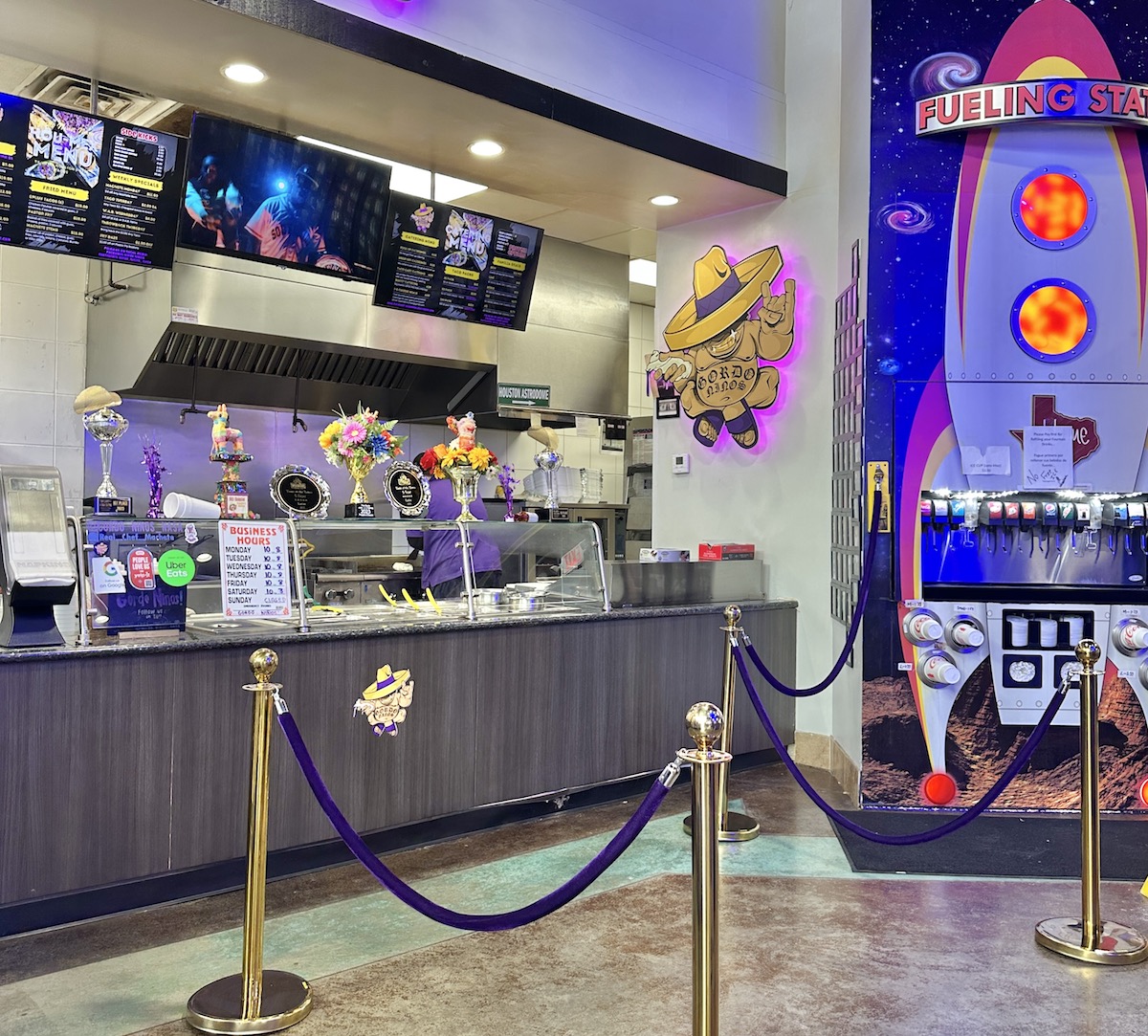 The Gordo Ninos counter inside a Clear Lake-area Chevron gas station. | Photo by Megha McSwain