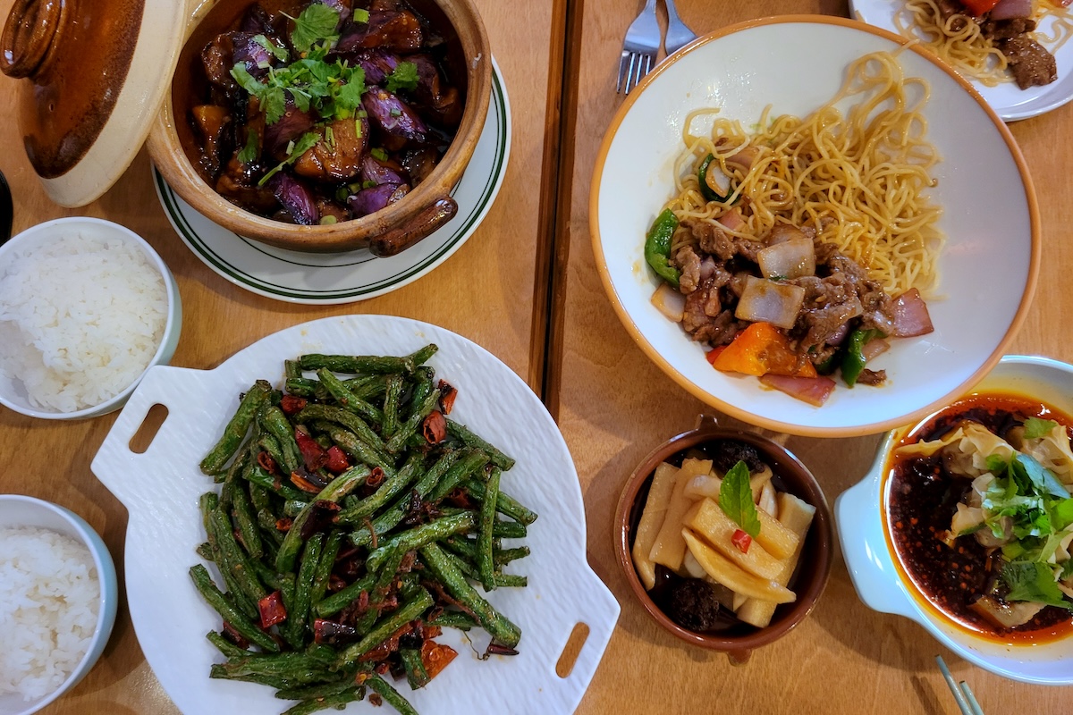 Mas_kitchen_by_linnea_covington_table - DiningOut Feast on comforting Chinese food delights at Ma's Kitchen. | Photo by Linnea Covington