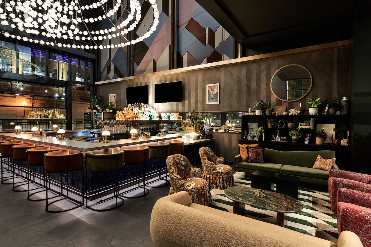 Call Me Pearl blends grandma chic with pure elegance. | Photo by Call Me Pearl