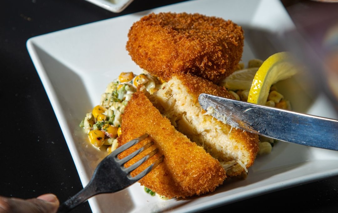 Get a crab cake and some live jazz at The Sonesta. | Photo by The Jazz Playhouse