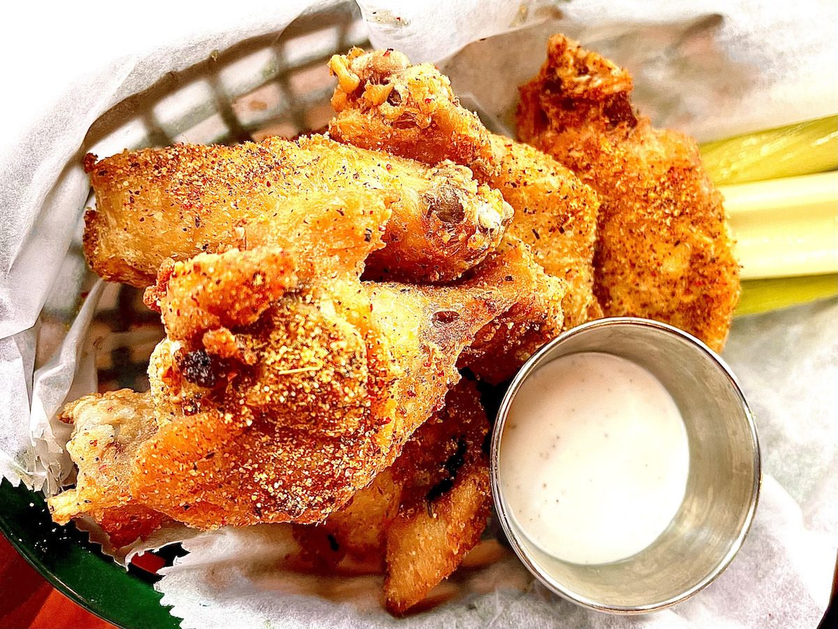 Lemon pepper wings at Winnie's. | Photo by Greg Morago