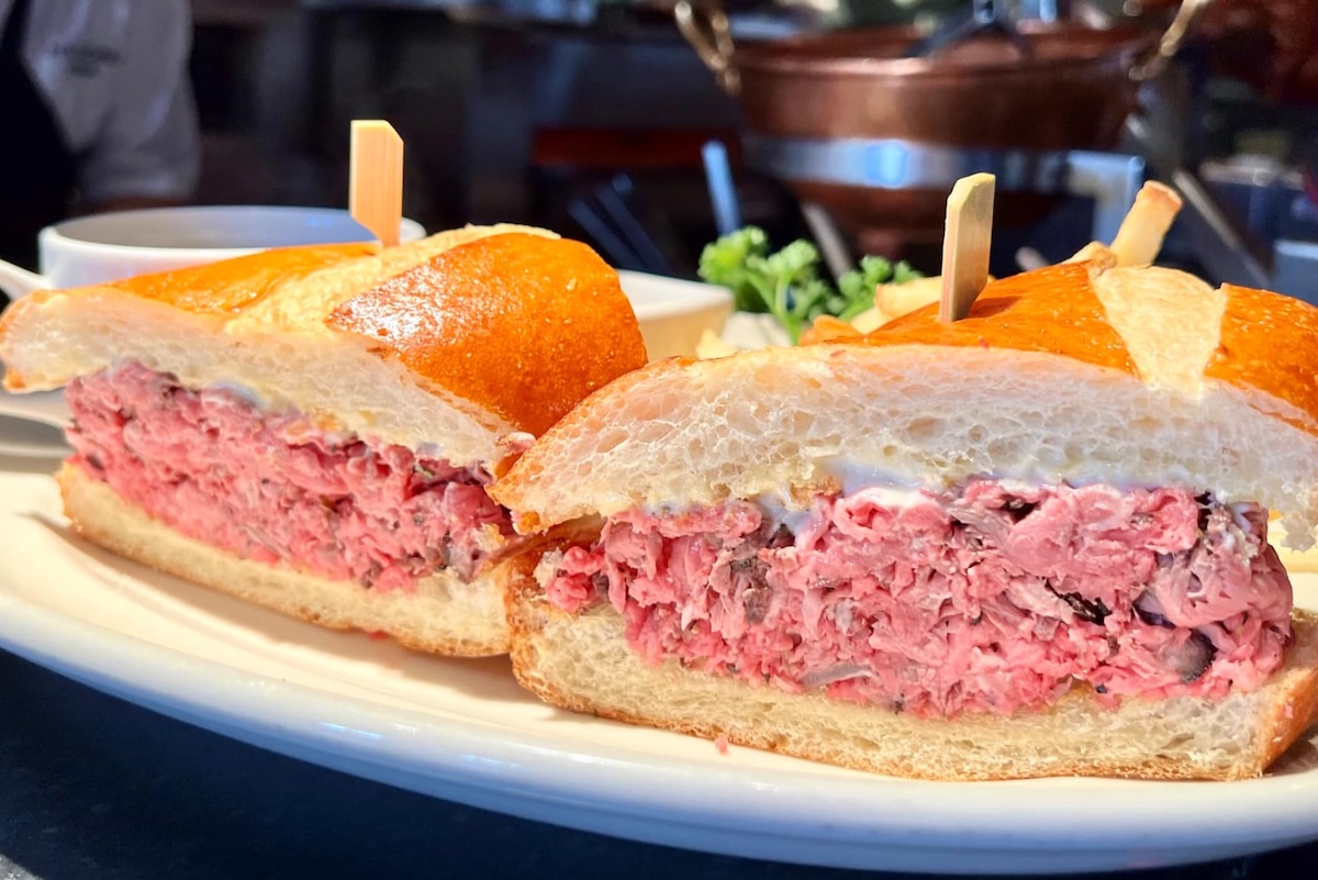 The iconic French Dip at Hillstone. | Photo by Hillstone