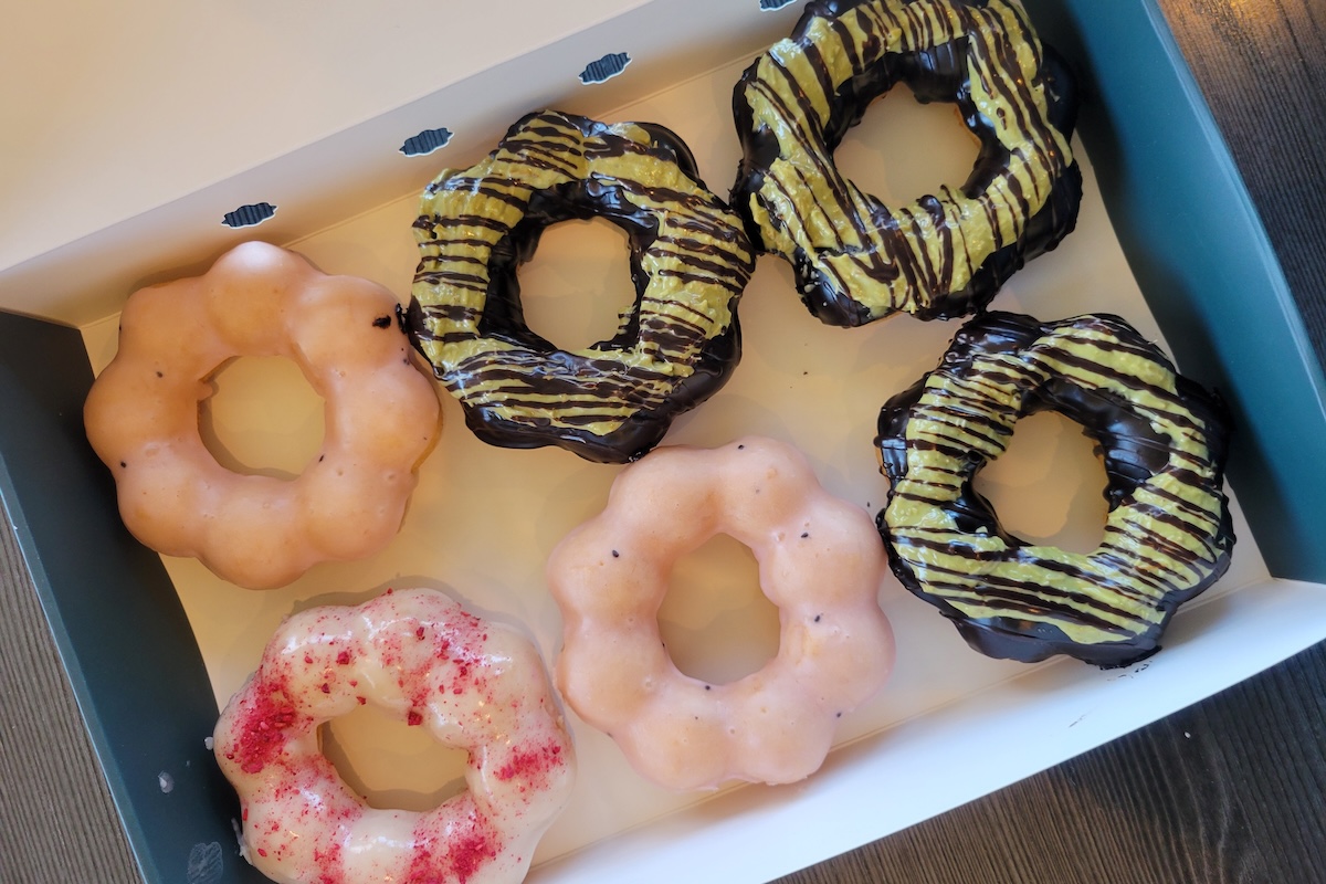 Kaluka Boba + Sweets makes Dubai chocolate mochi donuts. | Photo by Linnea Covington