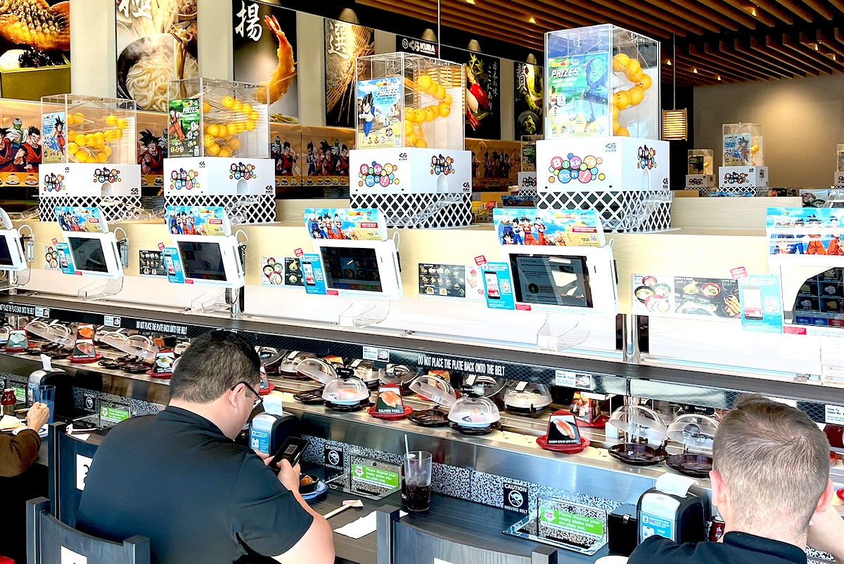 Many of the Kura restaurants have the same style. | Photo by Kura Revolving Sushi Bar