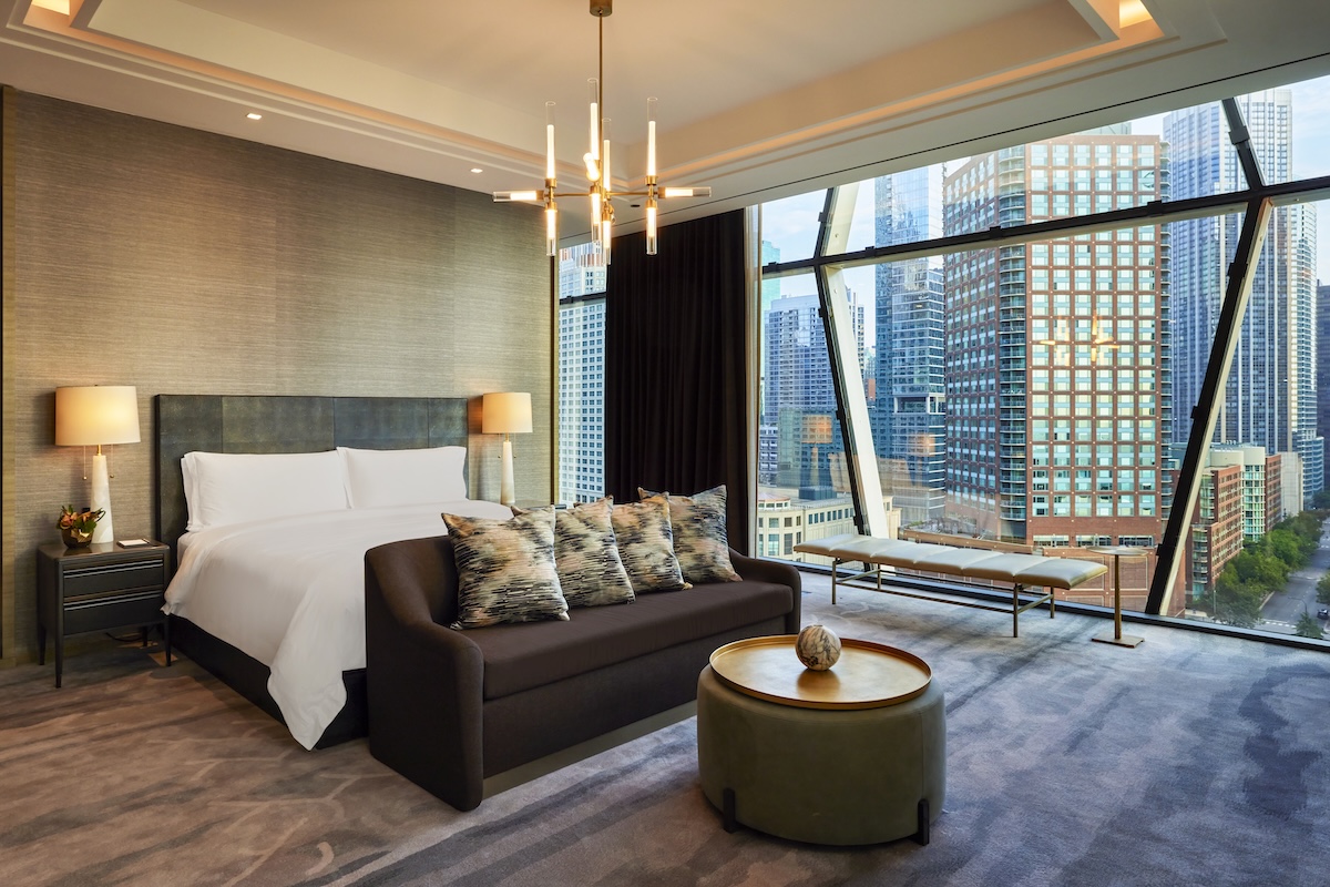The architecture of the St. Regis shines even in the rooms. | Photo by the St. Regis Chicago