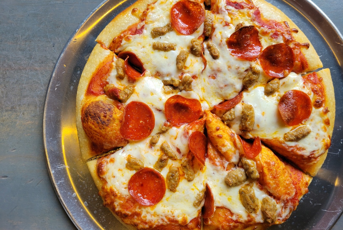 Wynkoop Brewing Co. now makes pizza thanks to chef Corey Smith. | Photo by Linnea Covington