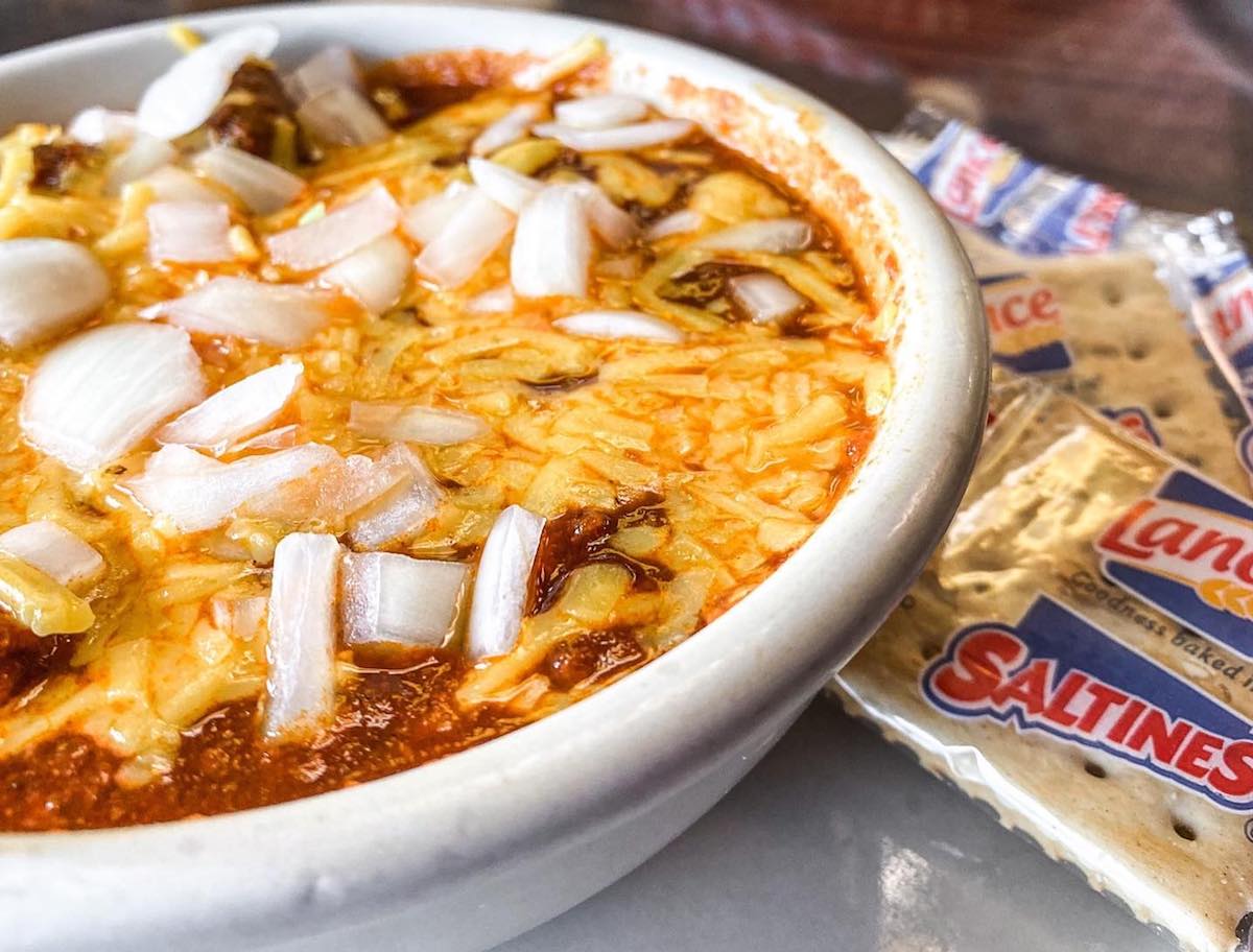 Chili with Saltine crackers at Avalon Diner. | Photo by Avalon Diner