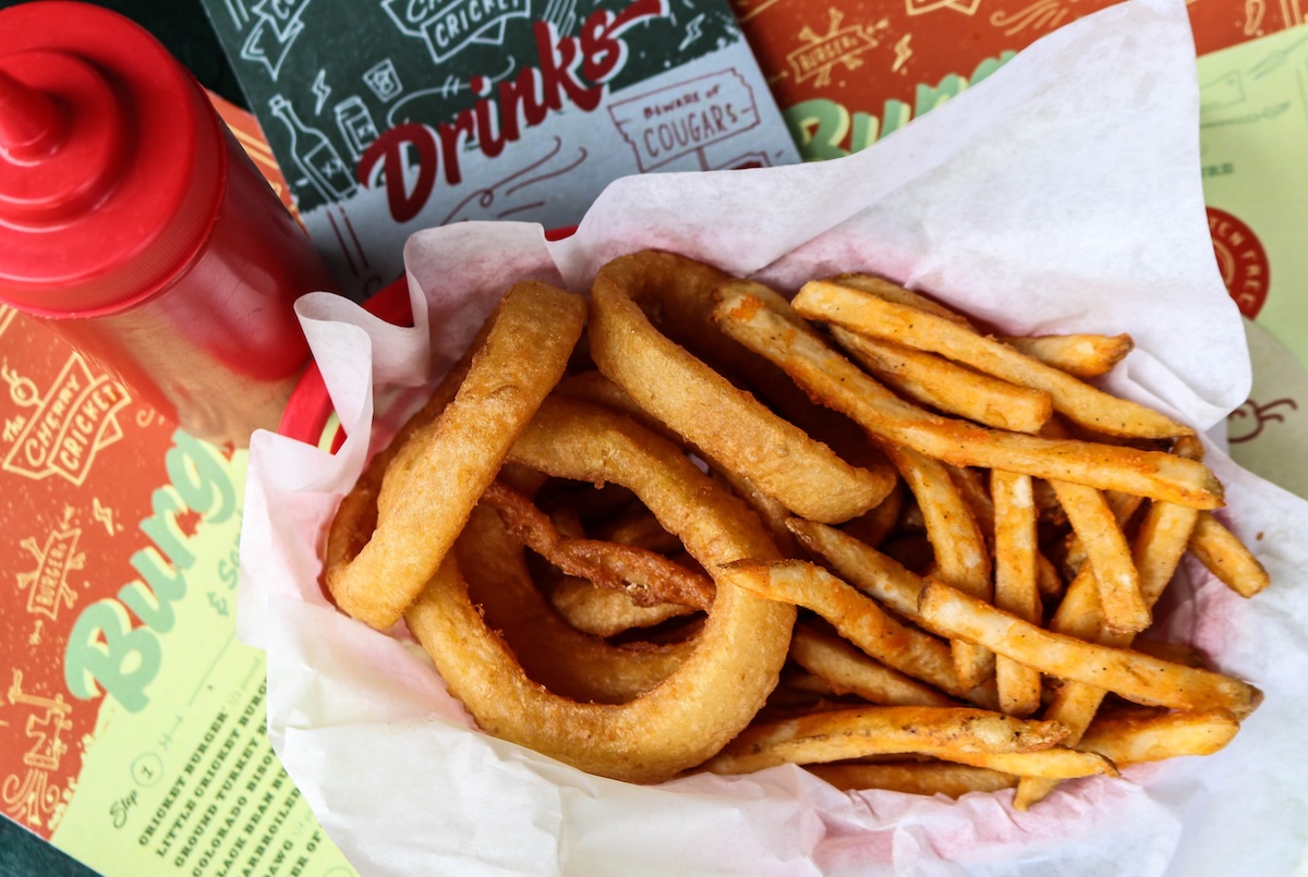 Classic French fries and onion rings | Photo by Breckenridge Wynkoop