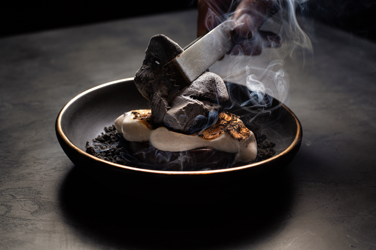 Sesame s'mores at Meridian. | Photo by Dan Padgett