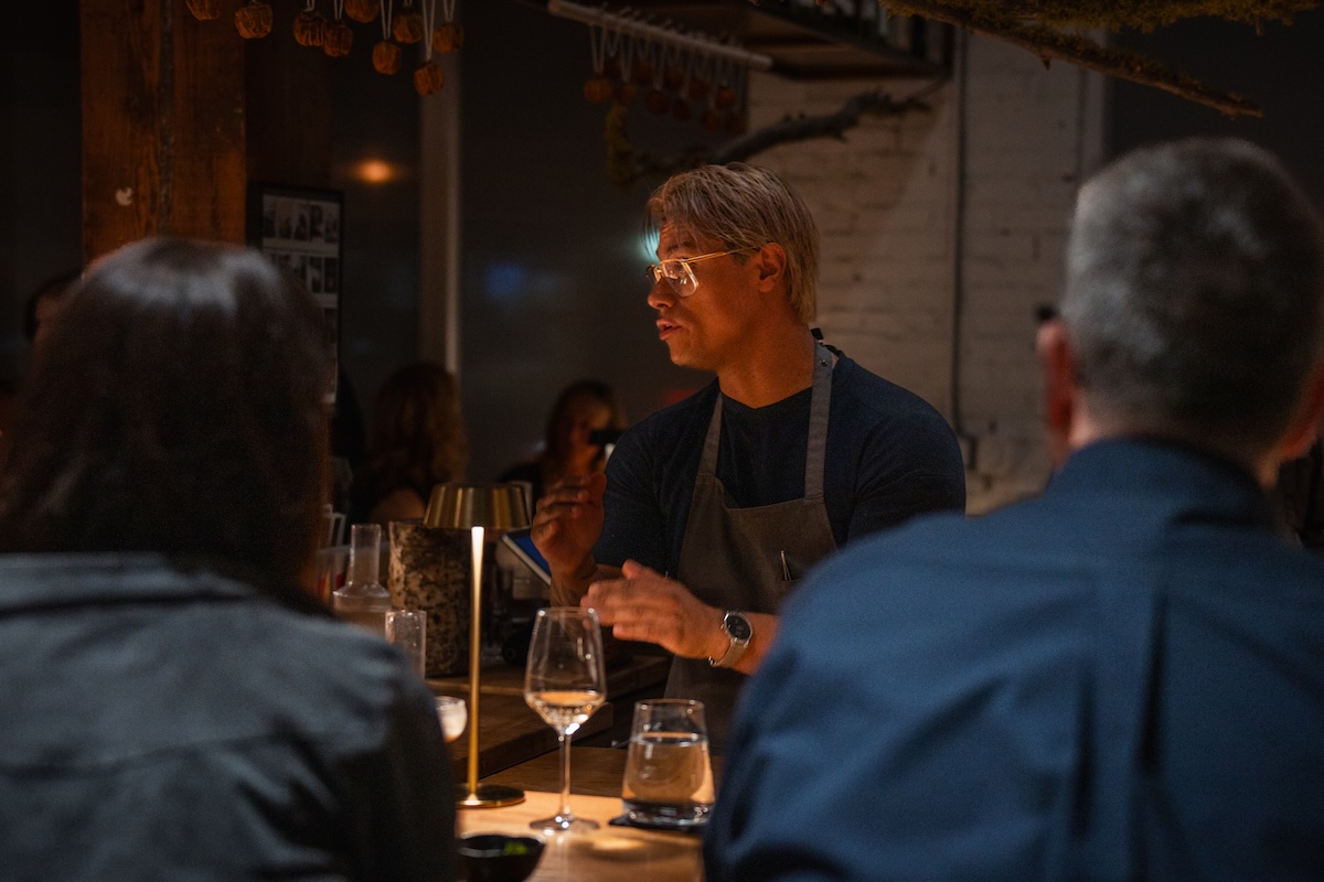 The chef speaks to the guests at BRUTO. | Photo by Jeff Fierberg
