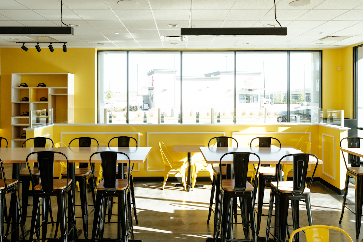 The dining room at Trill Burgers Missouri City. | Photo by Quit Nguyen