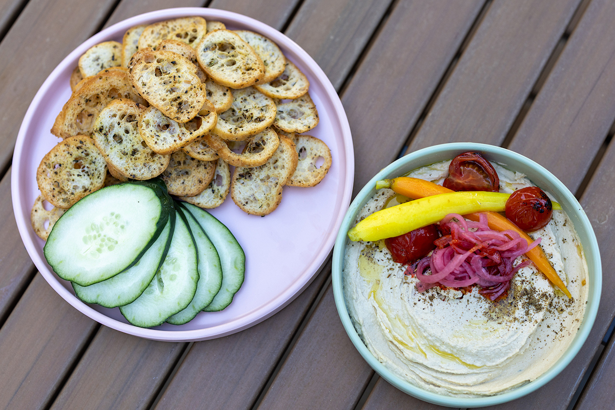 Hummus presentation at Cafe Olivia. | Photo by Hidden Friends