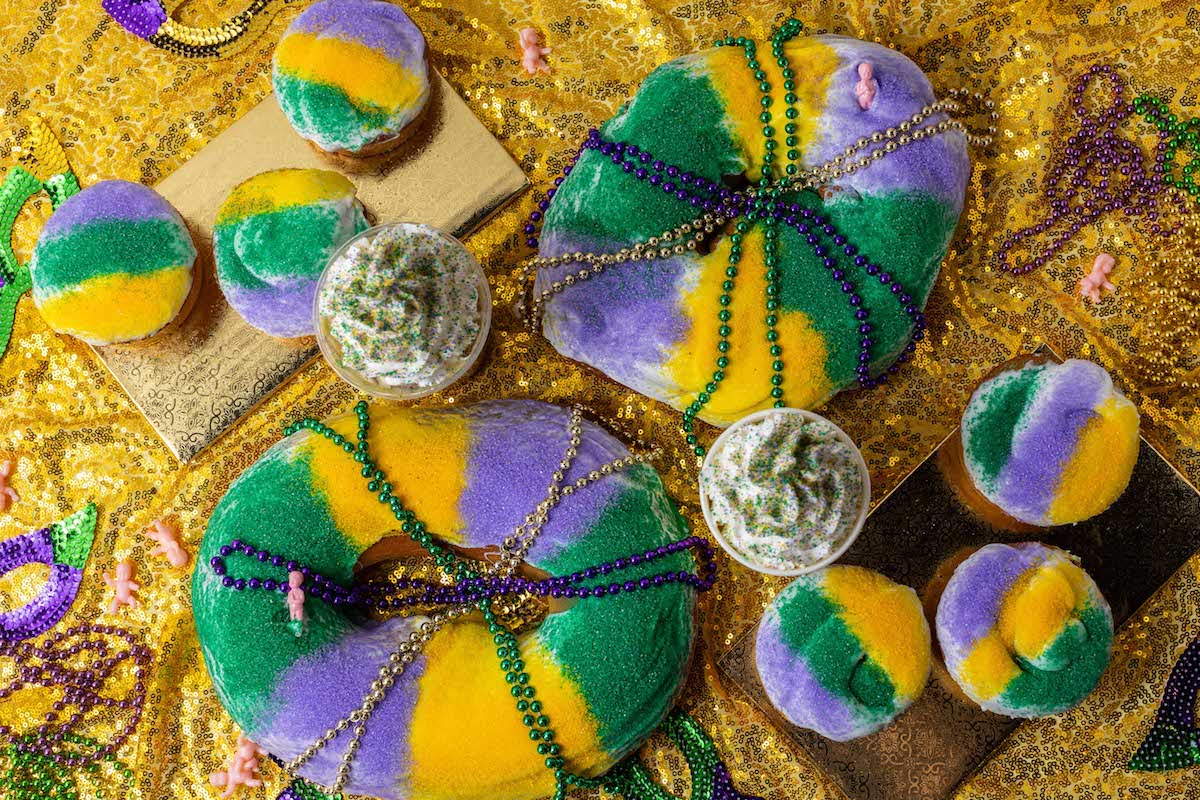 CB_jan2025_3 - DiningOut Full size and mini king cakes at Common Bond. | Photo by Andrew Hemingway