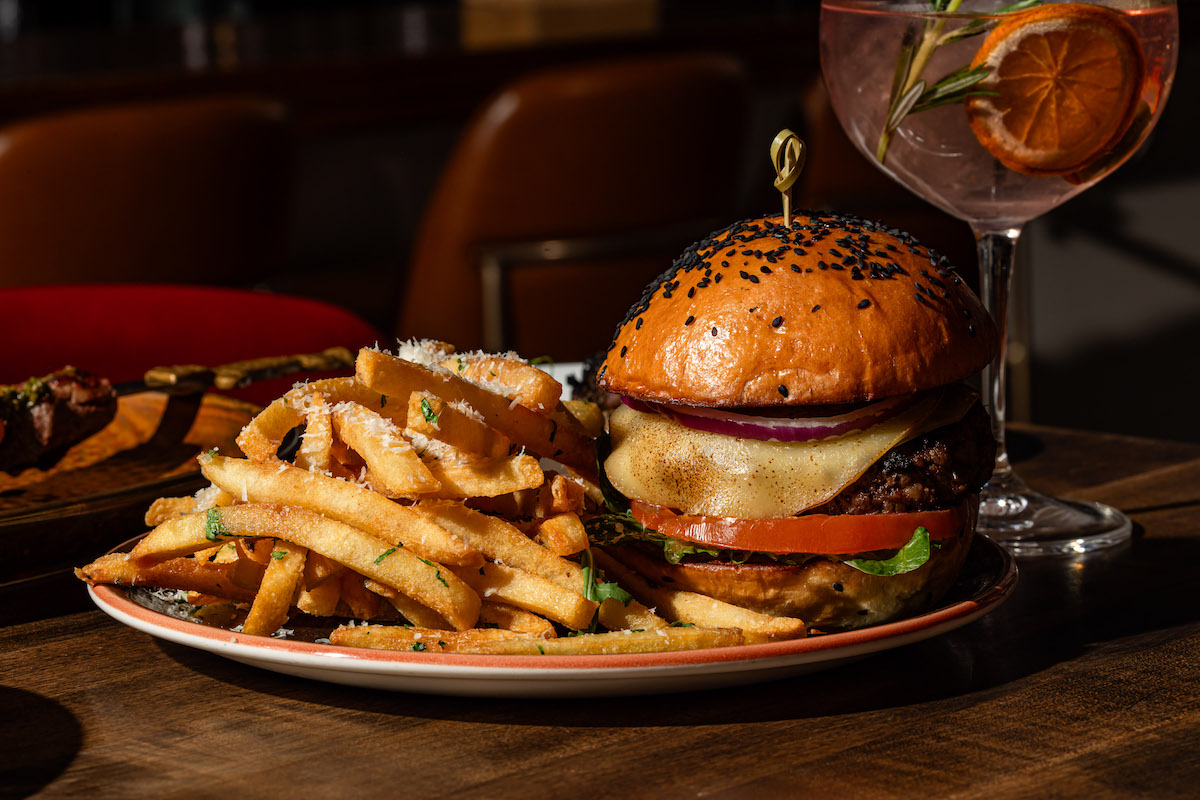 DorisMetropolitan_DorisBurger_ByKirstenGilliam 4 - DiningOut The Doris burger, offered exclusively at happy hour at Doris Metropolitan. | Photo by Kirsten Gilliam