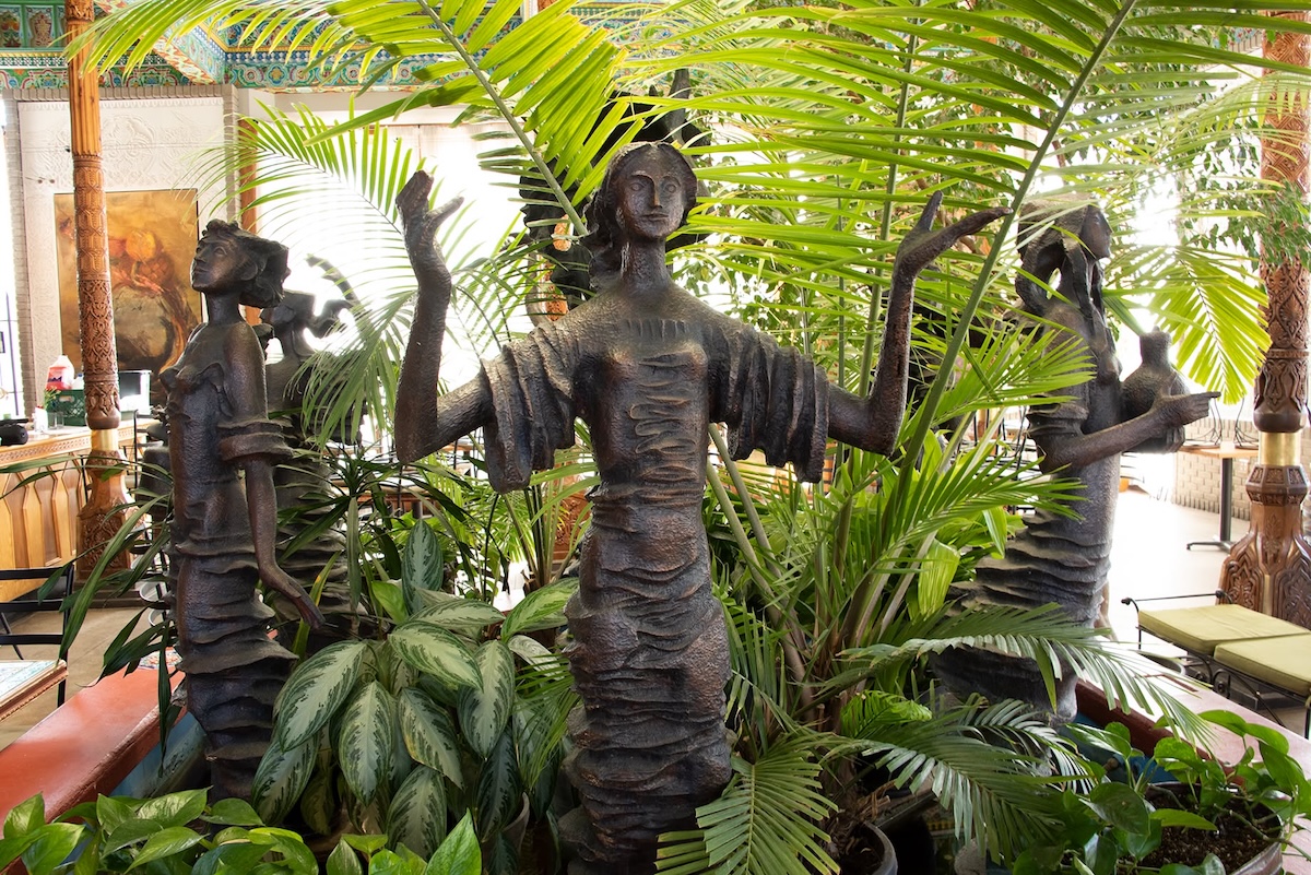 The Seven Beauties sculpture inside the teahouse. | Photo by Dushanbe Teahouse