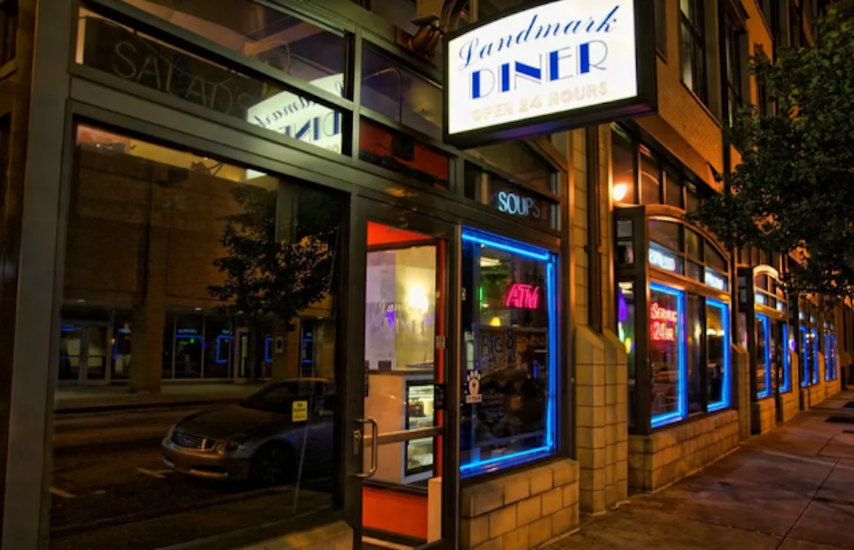 The entrance to Landmark Diner. | Photo by Central Atlanta Progress