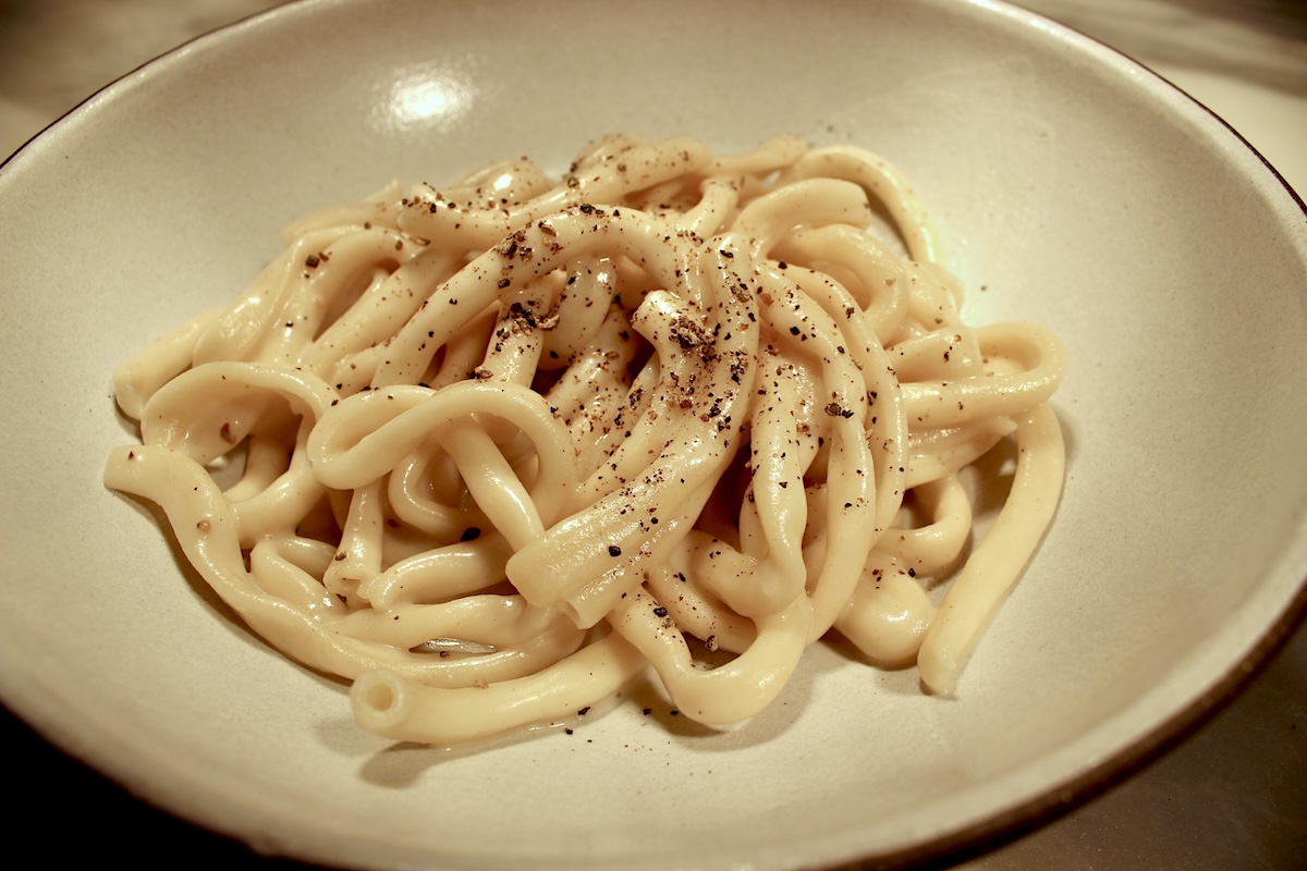 The cacio e pepe at Forsythia. | Photo by Jacob Siwak