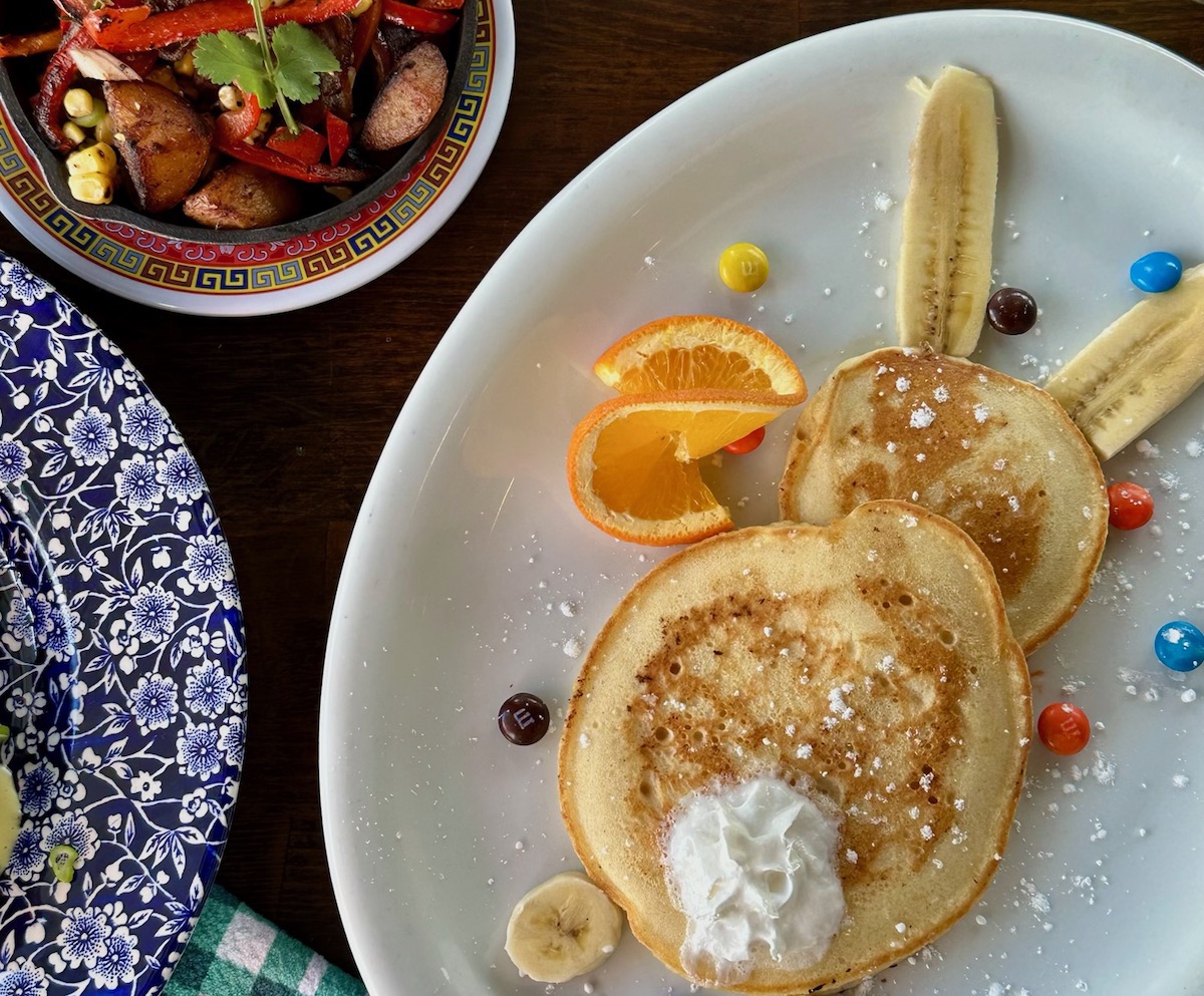 Bunny-shaped pancakes at Sweet Auburn BBQ. | Photo MJT & Co