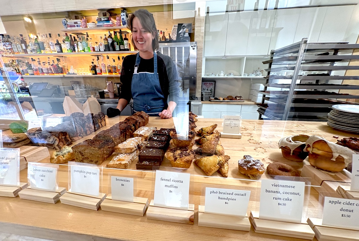 Find a pop-up bakery at Sap Sua. | Photo by Sara Rosenthal