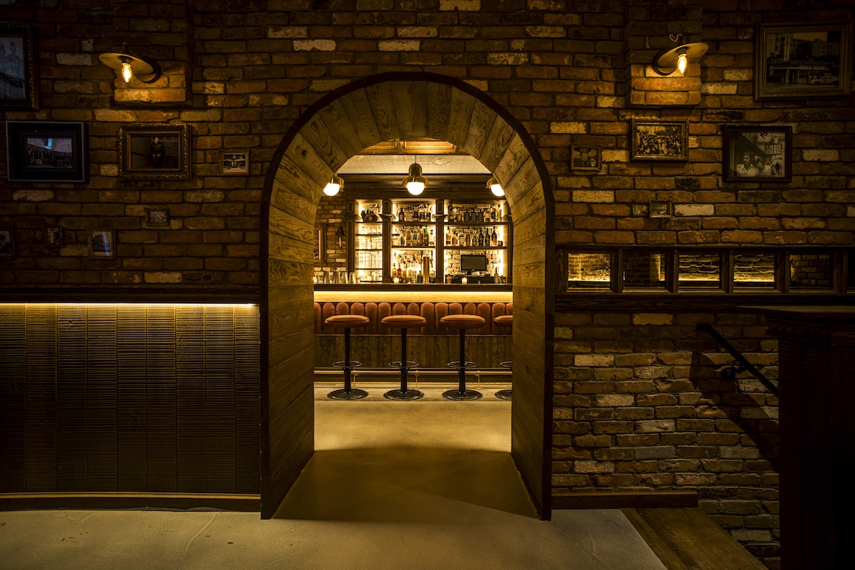 sip_guzzle_nyc_Guzzle Alcove Photo by Eric Medsker - DiningOut Sip and Guzzle bar in NYC. | Photo by Eric Medsker