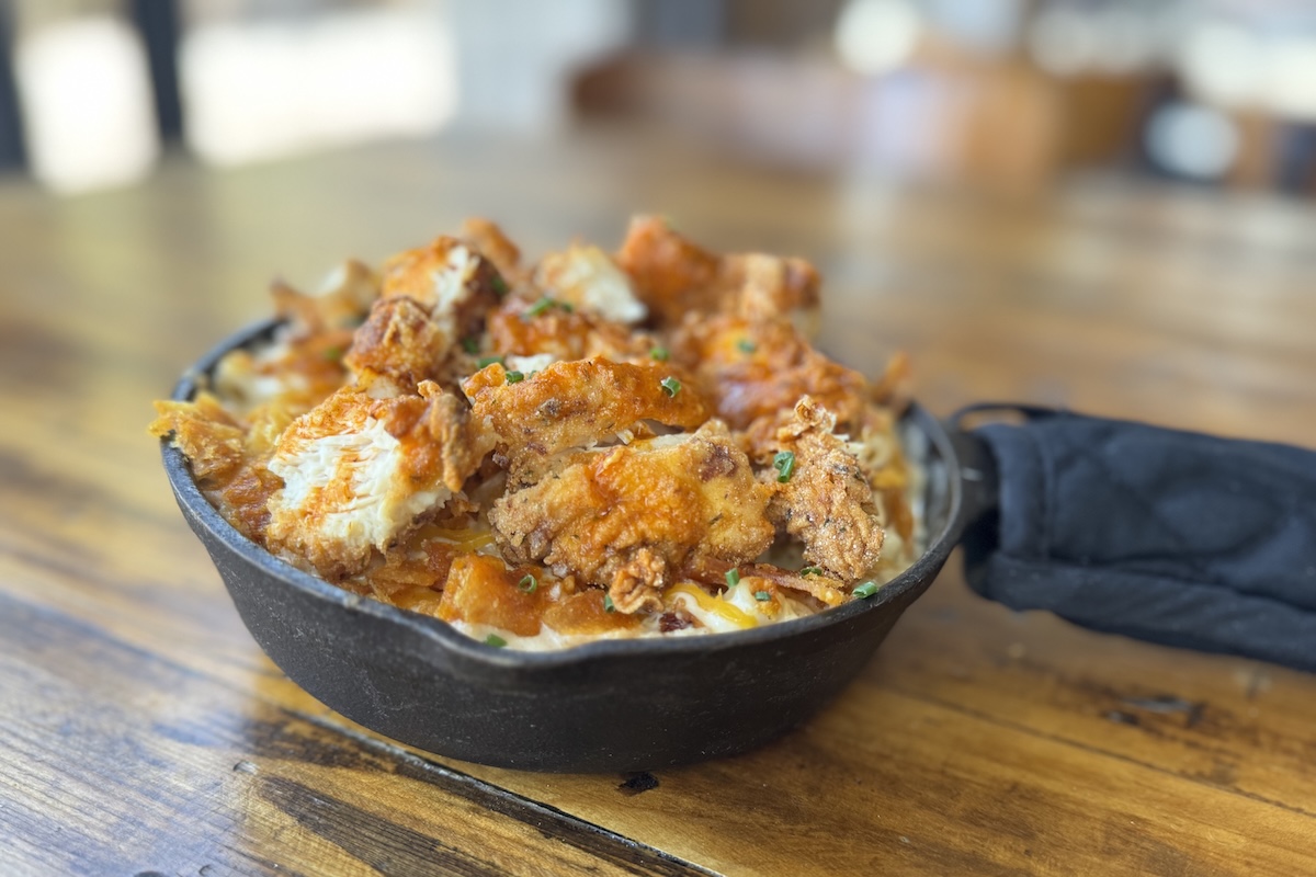Mac and cheese with fried chicken. | Photo courtesy of Foley Ranch Boots & BBQ