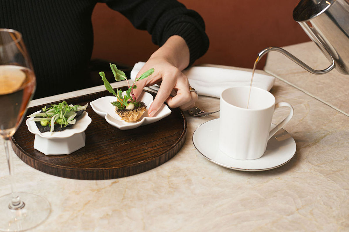Tea service at Mirador. | Photo by Dan Padgett