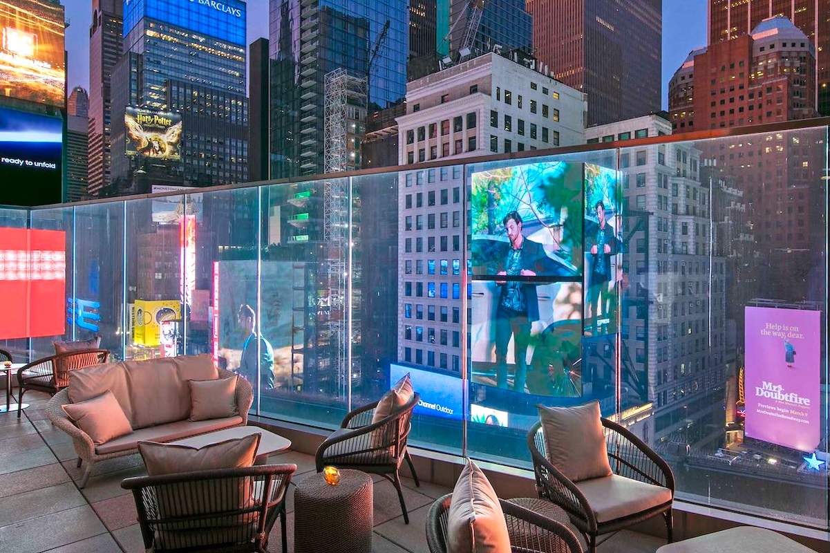 NYC_Broadway_Lounge_TIMES_SQUAR - DiningOut Visit Times Square for the fun and the food. | Photo courtesy of Broadway Lounge