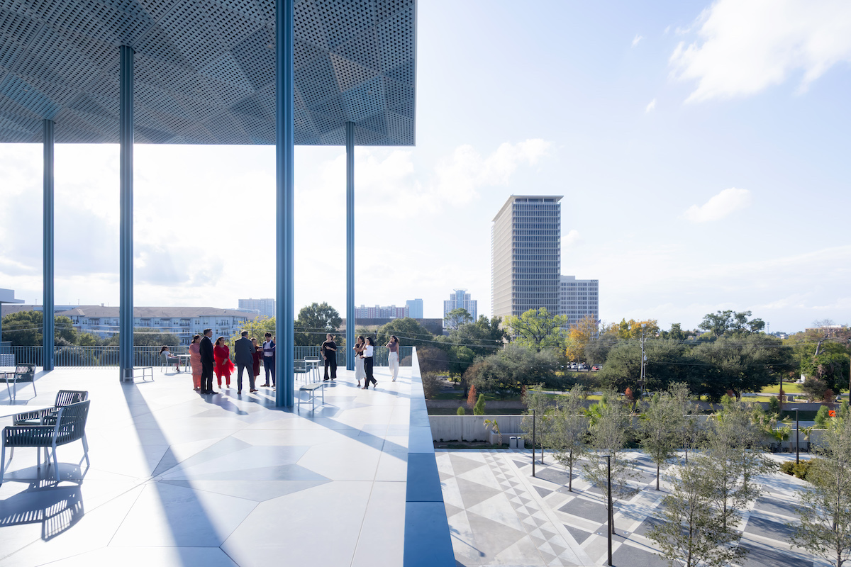 The Ismaili Center, Houston, host of the upcoming Spice Routes: The Cardamom Challenge festival, pairs sweeping skyline views with serene gardens and striking geometric architecture design. | Photo by Iwan Baan