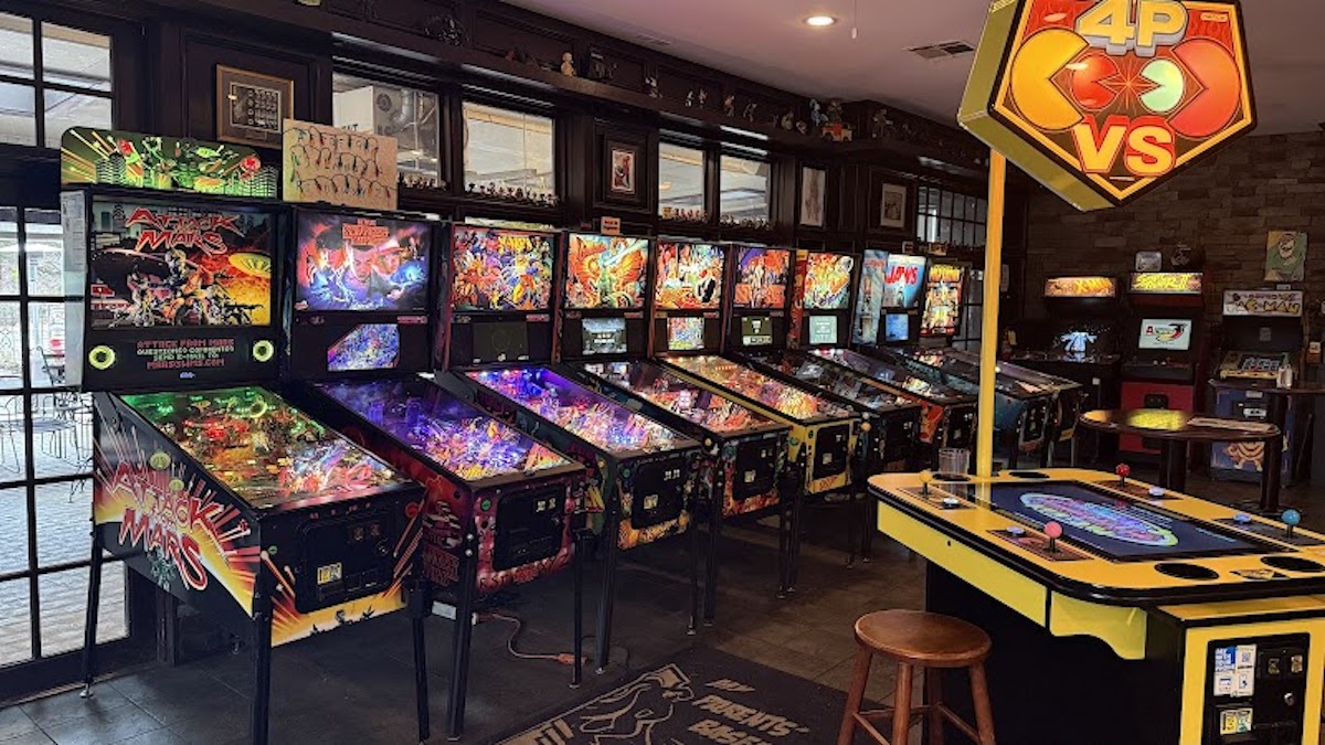 Pinball machines and classic arcade games line the walls at My Parents’ Basement in Avondale Estates. | Photo by CDN Corner/My Parents’ Basement