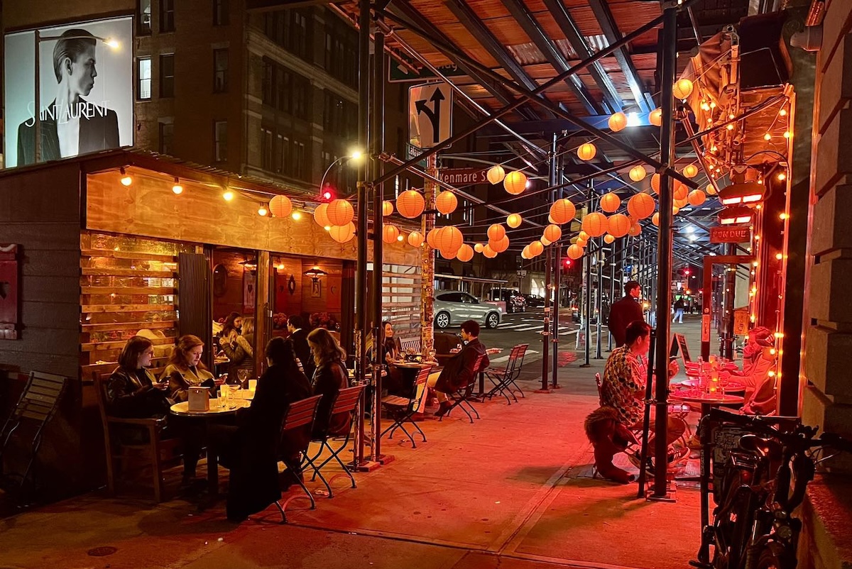 NYC_Cafe_Select_outside - DiningOut This cute venue has a lot of personality, even if you date does not. | Photo courtesy of Cafe Select