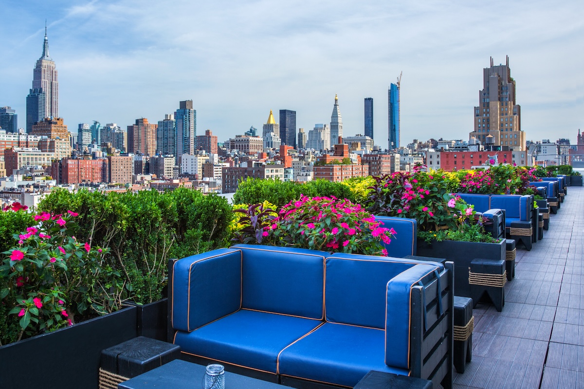 NYC_Dream Downtown_PHD - DiningOut You can get a wonderful view with a side of nibbles and drinks at this NYC hotel. | Photo courtesy of Dream Downtown