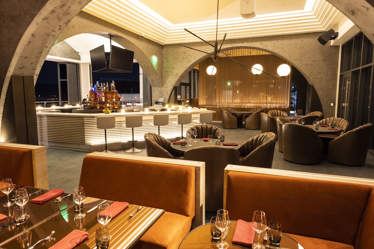 The elegant dining room. | Photo courtesy of Prime Steak House