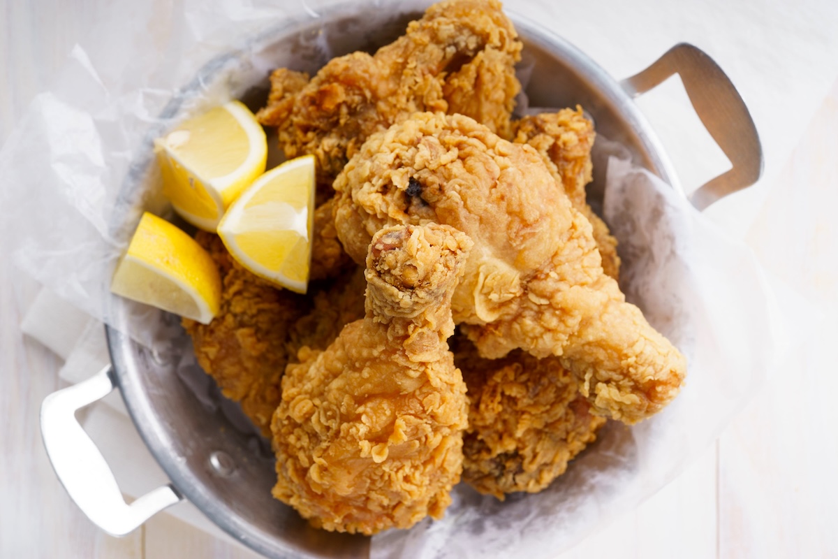 fried chicken in tray with lemon phoenix