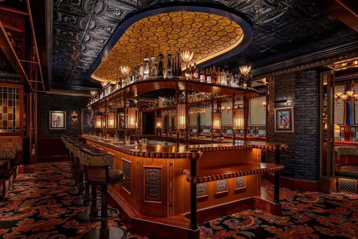 The main dining room is like a secret palace. | Photo by AVABLU