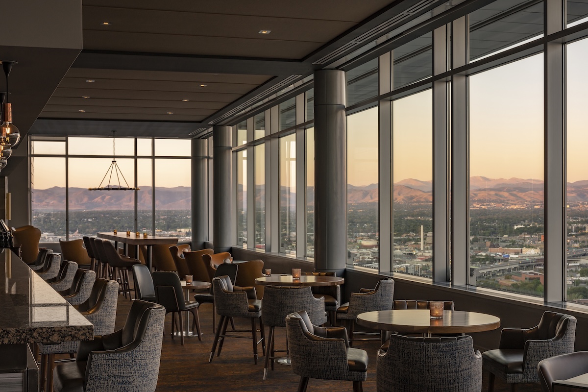 DEN_Peaks at Hyatt Regency Denver_Courtesy of Hyatt Regency Denverjpg - DiningOut The stunning new lounge in Denver. | Photo courtesy of Hyatt Regency Denver