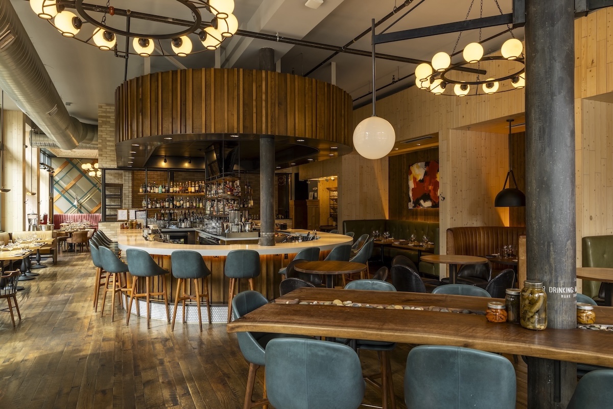 DEN_Urban_Farmer_bar__courtesy_of_Urban_Farmer - DiningOut Inside the large and bustling steakhouse. | Photo courtesy of Urban Farmer