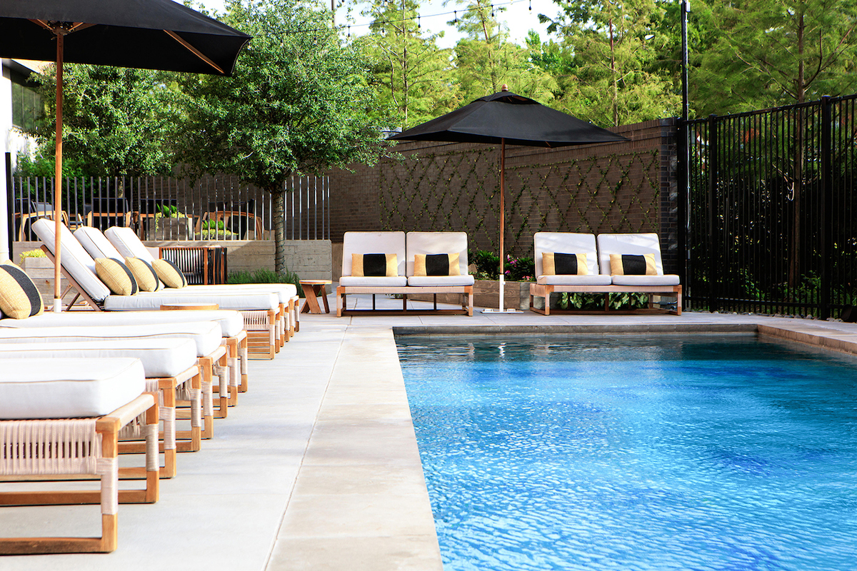 The Deep End at Kimpton the Pittman Hotel offers a stylish oasis in the heart of Deep Ellum, complete with frozen cocktails and poolside fare. | Photo by Kimpton the Pittman